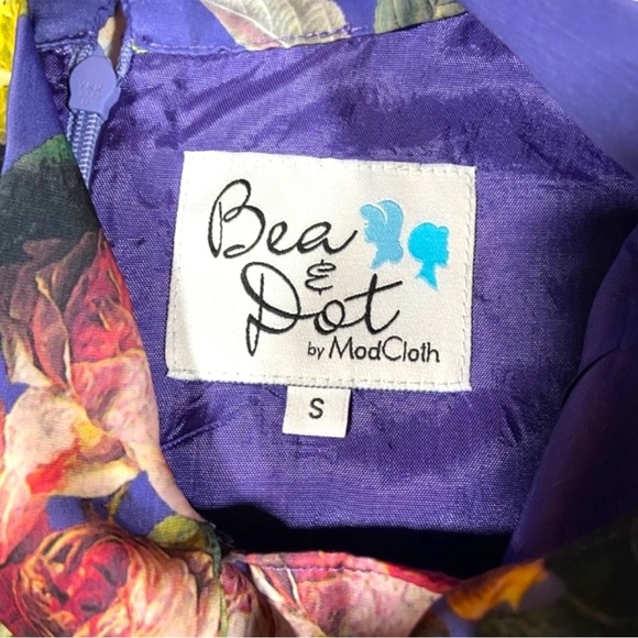 Anthropologie Bea & Dot Floral Dress Pleated Skirt Tie Neck Size Small Pockets - Picture 5 of 5